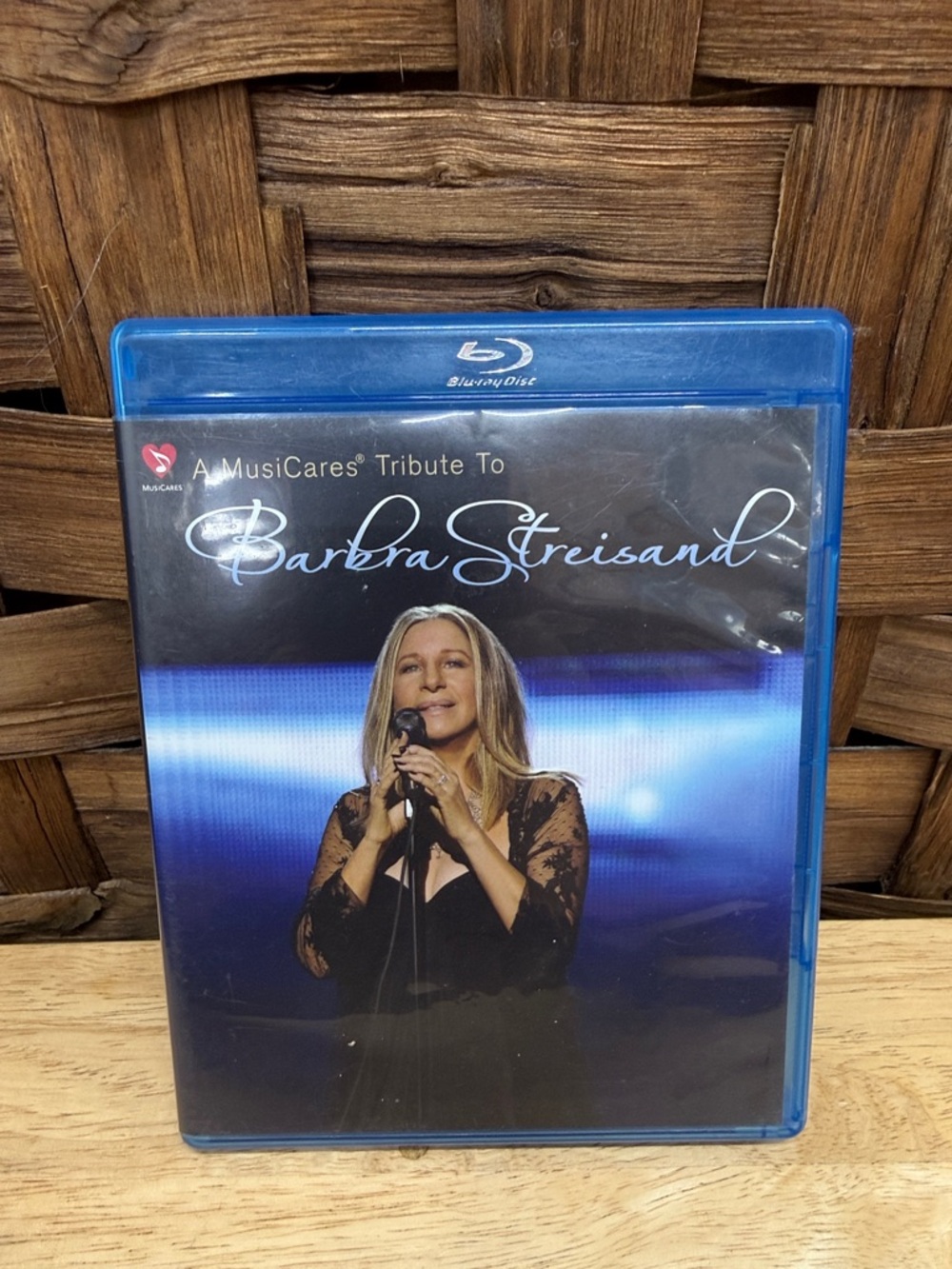 A MusiCares Tribute To Barbra Streisand Blu-ray - Blue Case